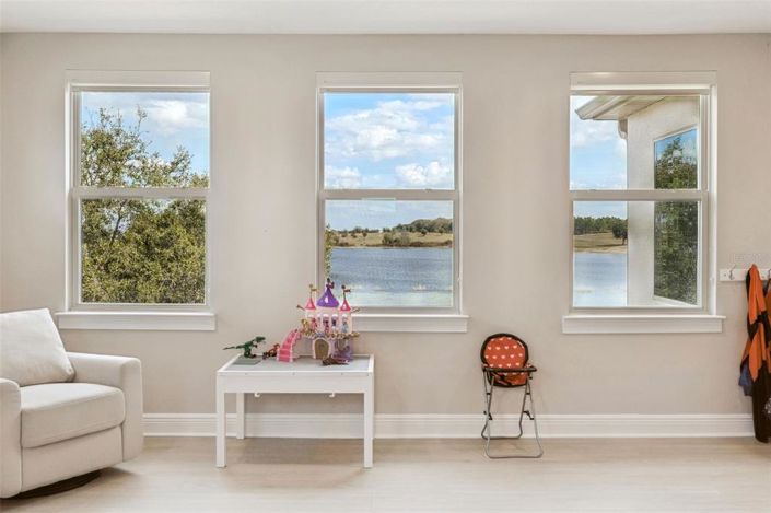 Image No.17-4 Bed House for sale