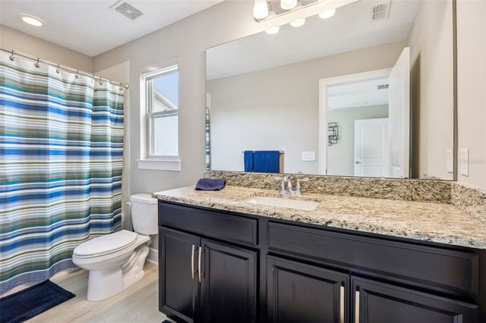 Image No.20-4 Bed House for sale