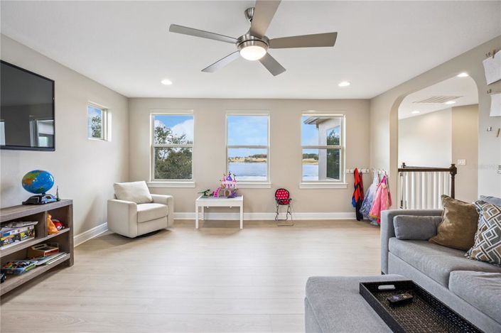 Image No.23-4 Bed House for sale