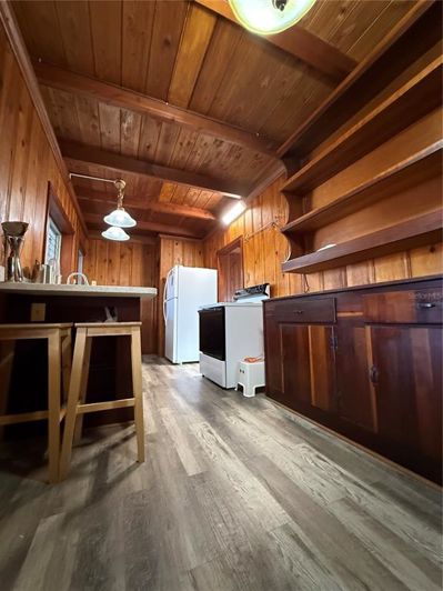 Image No.18-2 Bed House for sale