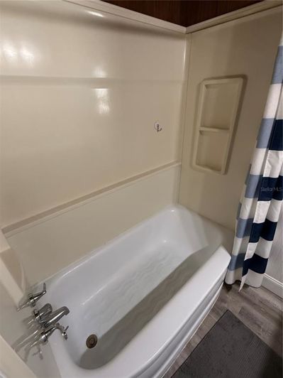 Image No.28-2 Bed House for sale