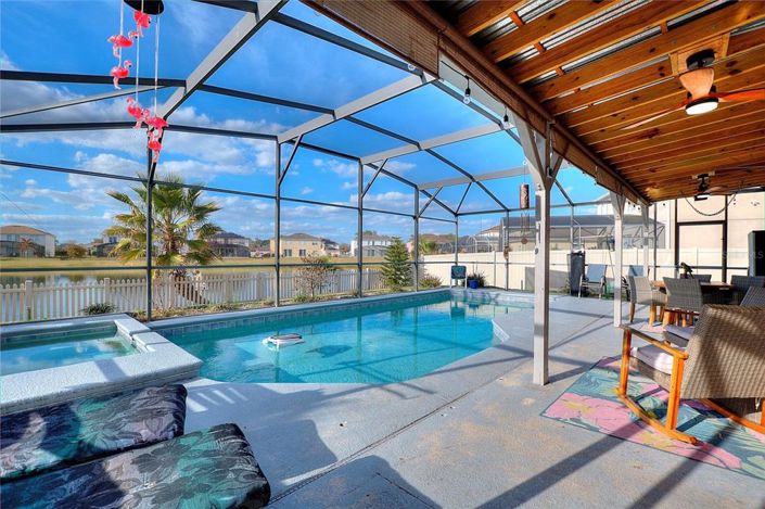 Image No.15-7 Bed House for sale