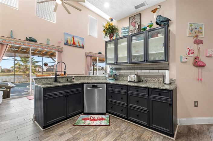 Image No.28-7 Bed House for sale