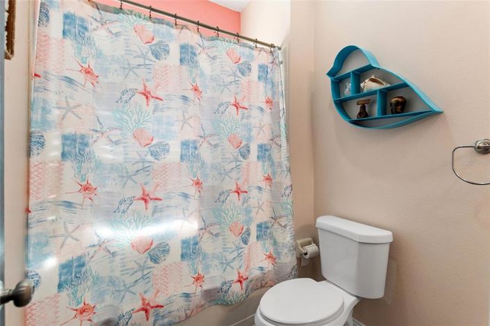 Image No.35-7 Bed House for sale