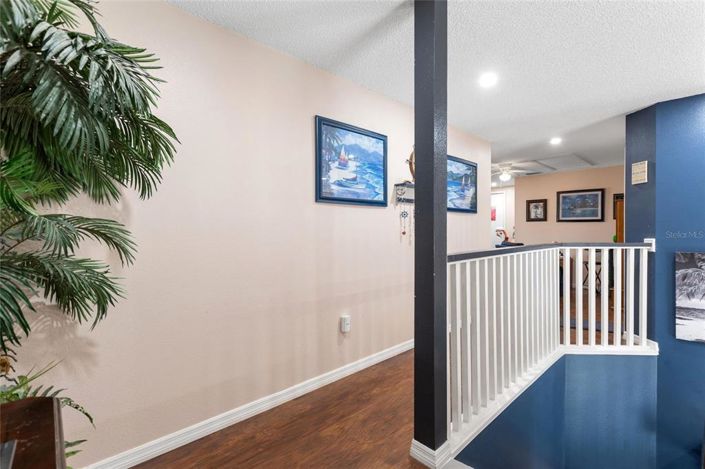 Image No.37-7 Bed House for sale