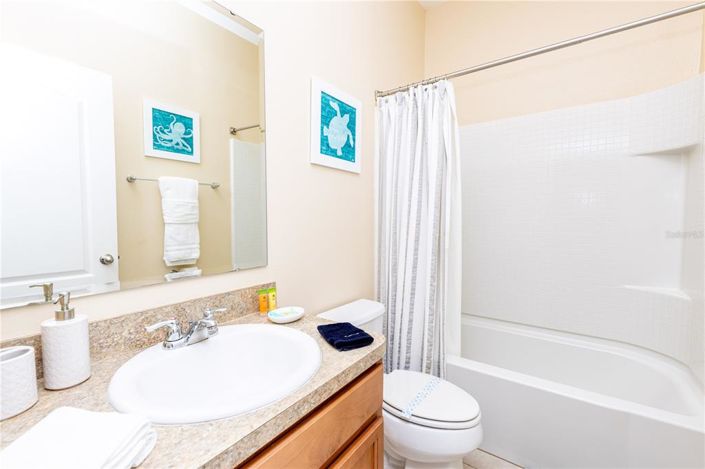 Image No.9-5 Bed House for sale