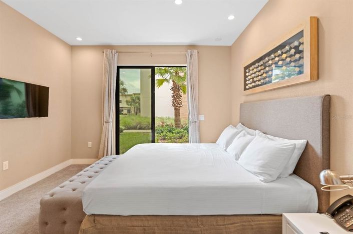 Image No.22-4 Bed Townhouse for sale