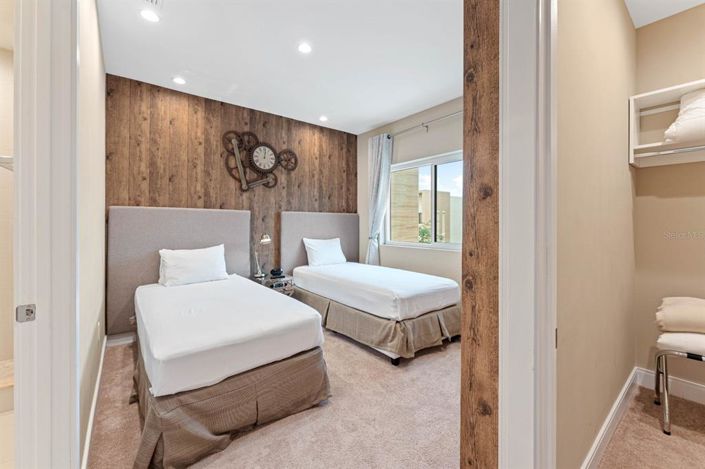 Image No.27-4 Bed Townhouse for sale