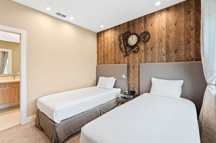 Image No.28-4 Bed Townhouse for sale