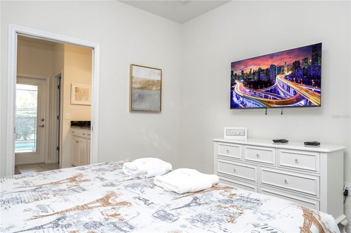 Image No.41-6 Bed House for sale