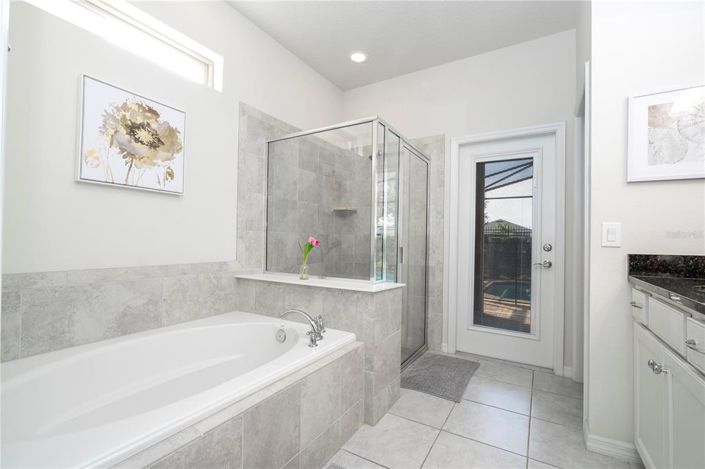 Image No.43-6 Bed House for sale