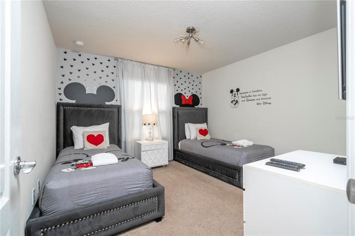 Image No.60-6 Bed House for sale