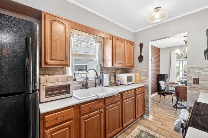 Image No.6-2 Bed House for sale