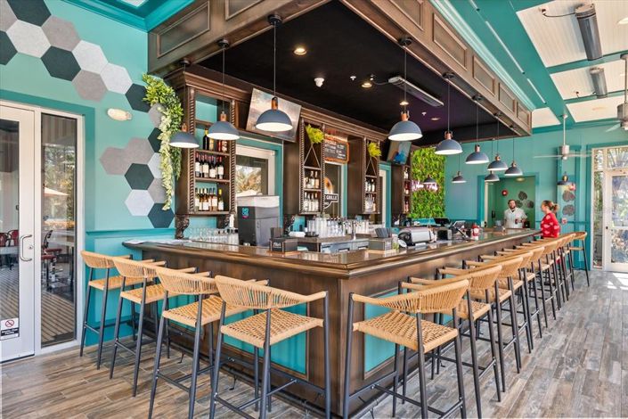 Image No.20-4 Bed Townhouse for sale