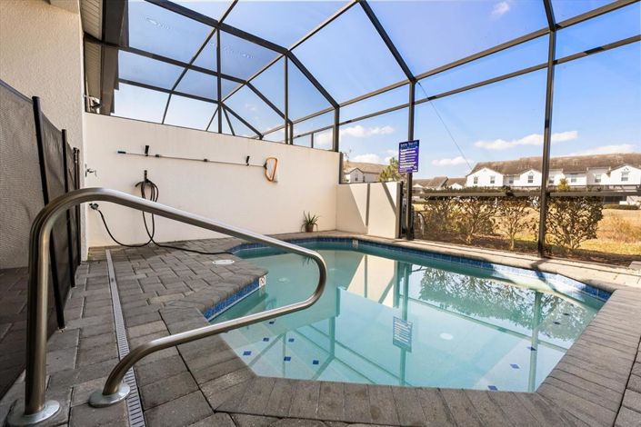 Image No.54-4 Bed Townhouse for sale