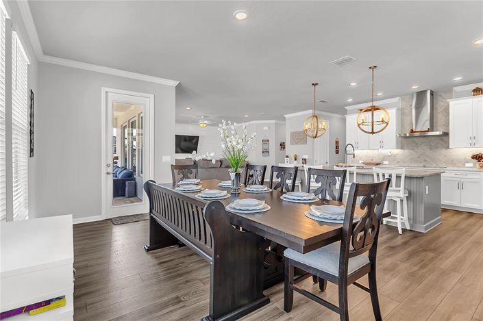 Image No.18-5 Bed House for sale