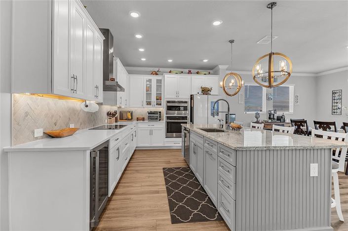 Image No.3-5 Bed House for sale