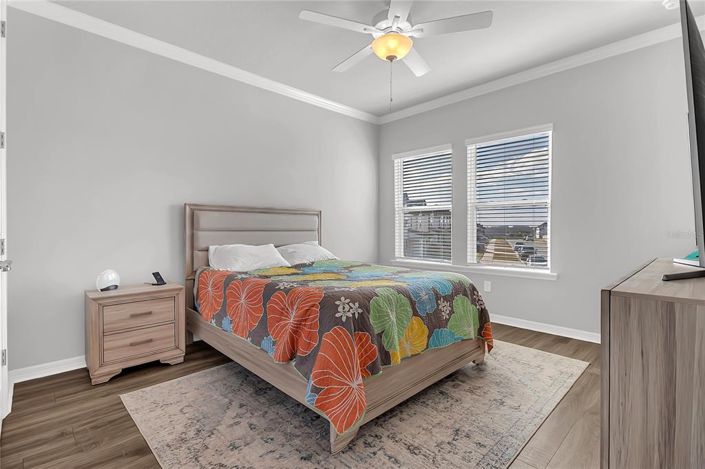 Image No.36-5 Bed House for sale