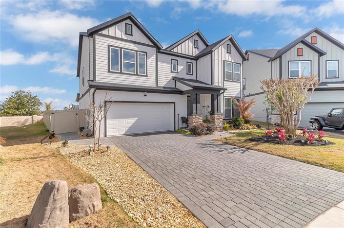 Image No.38-5 Bed House for sale