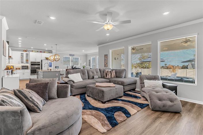 Image No.5-5 Bed House for sale