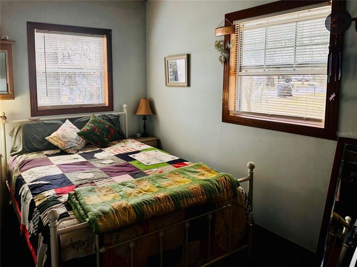 Image No.6-2 Bed House for sale