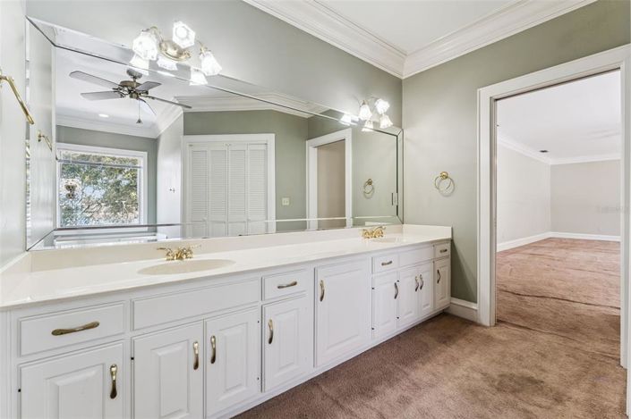 Image No.18-5 Bed House for sale