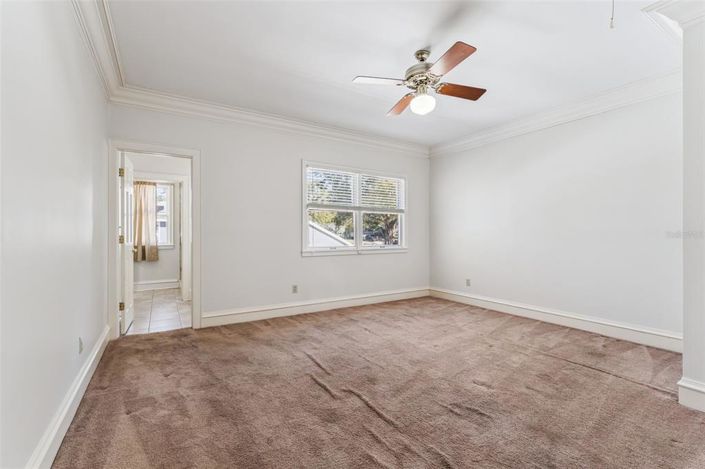 Image No.24-5 Bed House for sale