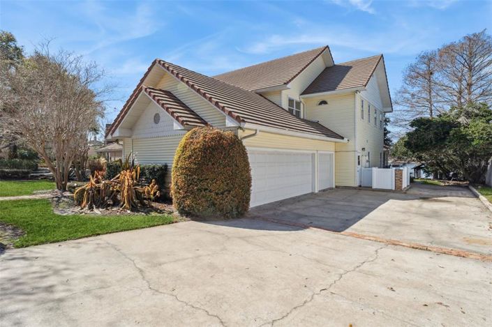 Image No.3-5 Bed House for sale