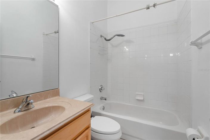 Image No.11-2 Bed House for sale