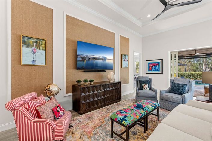 Image No.13-4 Bed House for sale