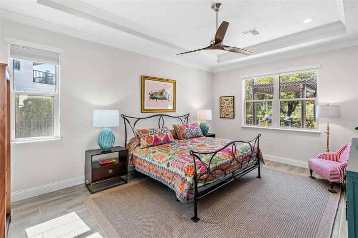 Image No.19-4 Bed House for sale