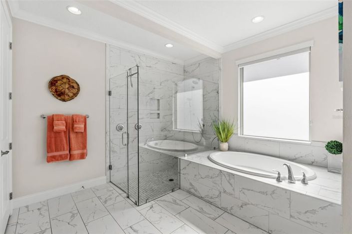 Image No.23-4 Bed House for sale