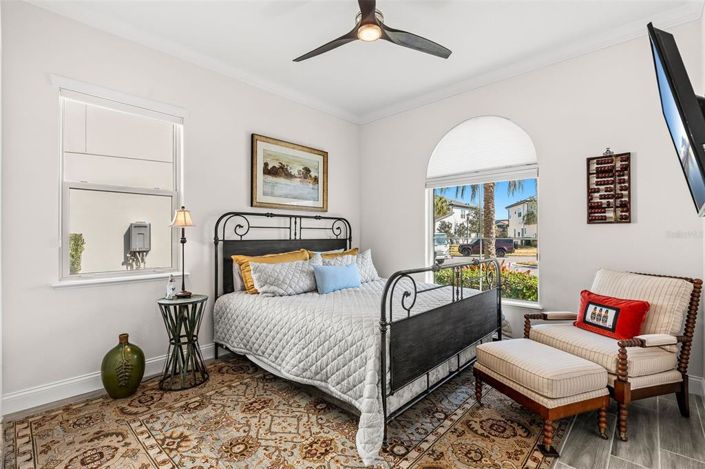 Image No.28-4 Bed House for sale