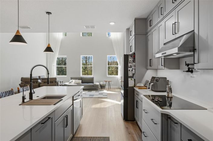 Image No.11-5 Bed House for sale