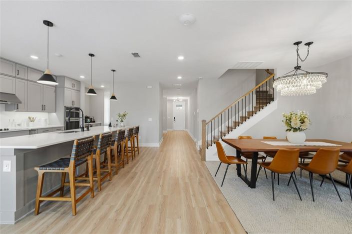 Image No.18-5 Bed House for sale