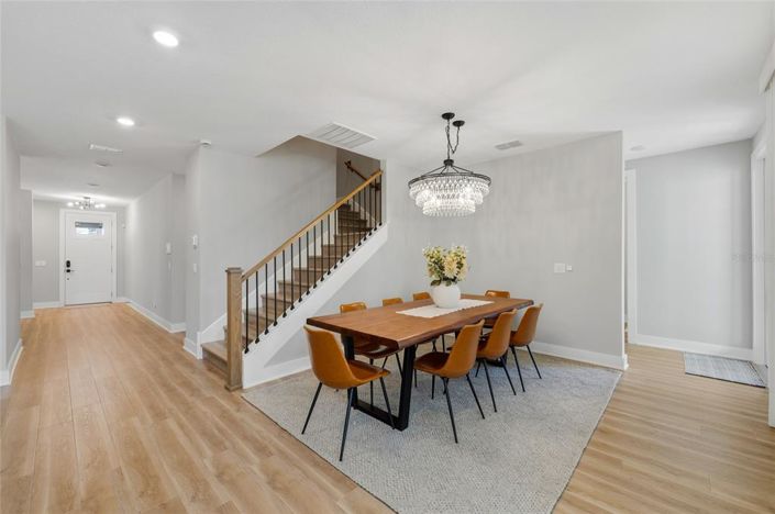 Image No.21-5 Bed House for sale