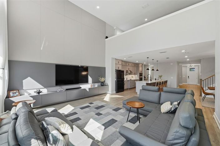 Image No.25-5 Bed House for sale