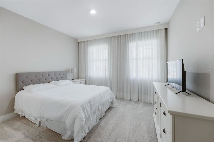 Image No.29-5 Bed House for sale