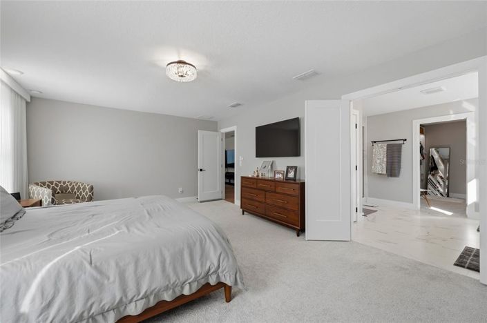 Image No.35-5 Bed House for sale