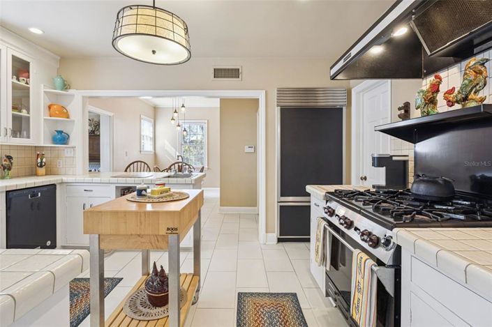 Image No.21-3 Bed House for sale