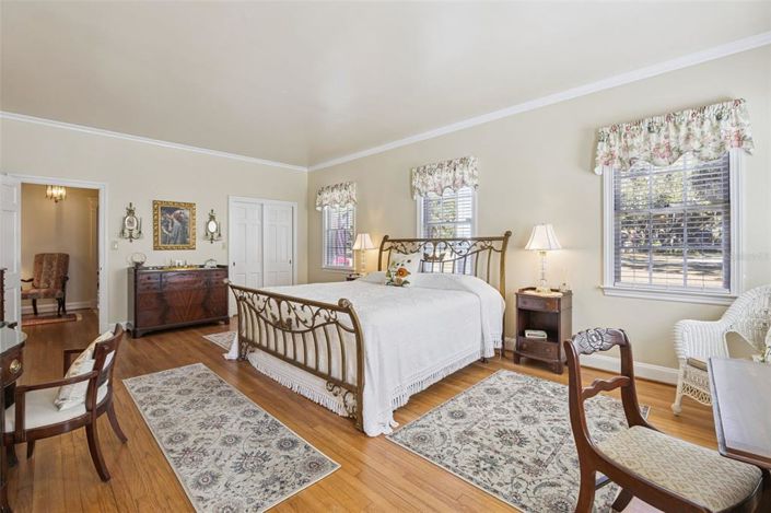 Image No.26-3 Bed House for sale