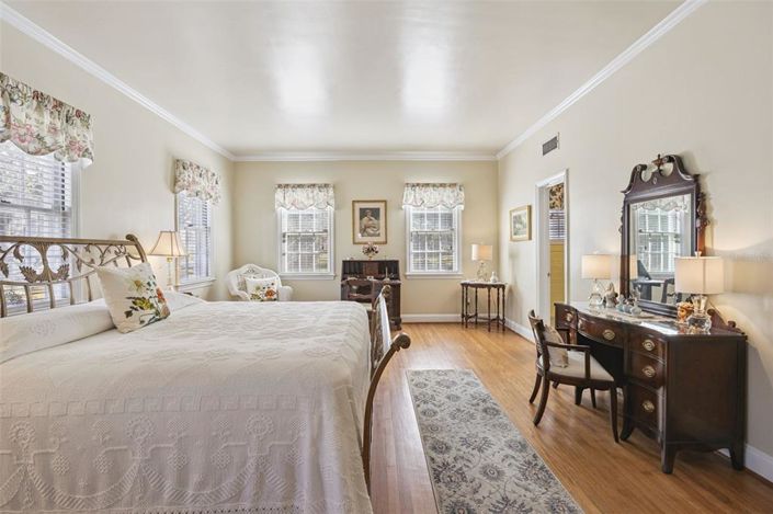 Image No.27-3 Bed House for sale