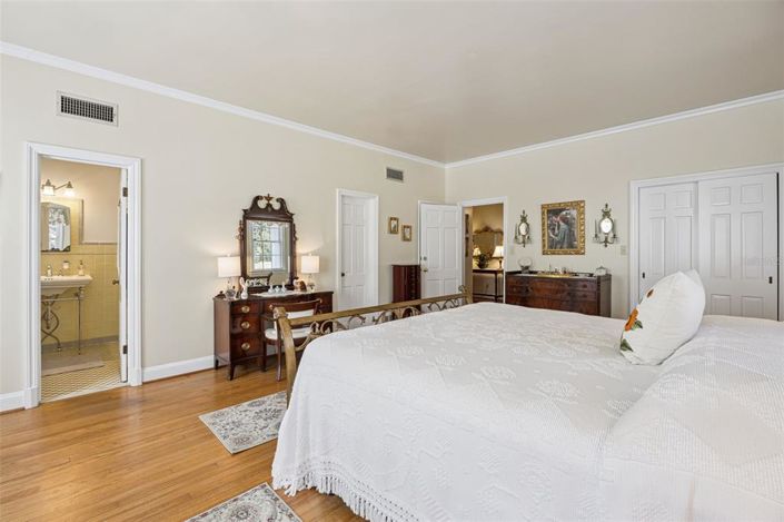 Image No.29-3 Bed House for sale