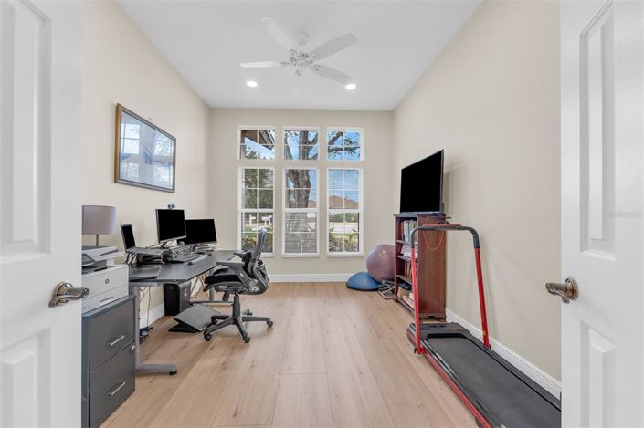 Image No.20-4 Bed House for sale