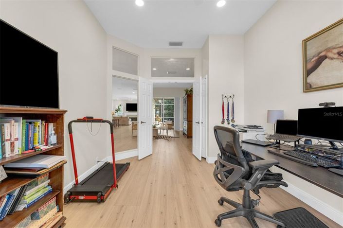 Image No.21-4 Bed House for sale