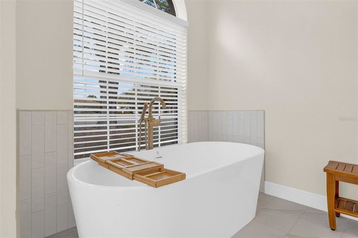 Image No.28-4 Bed House for sale