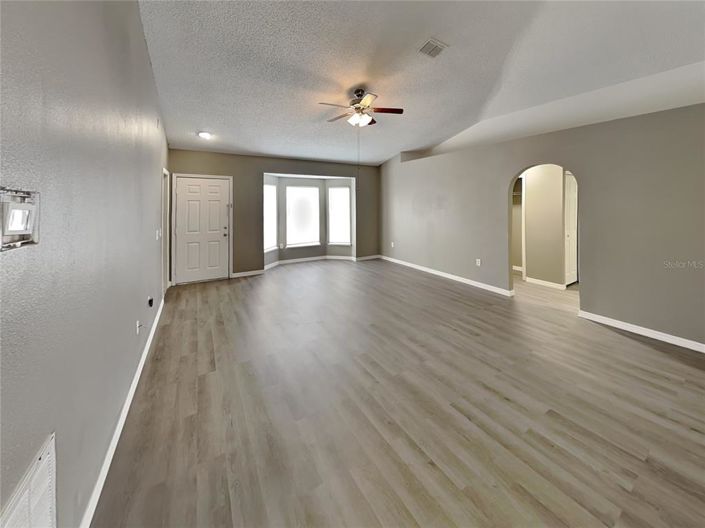 Image No.2-3 Bed House for sale