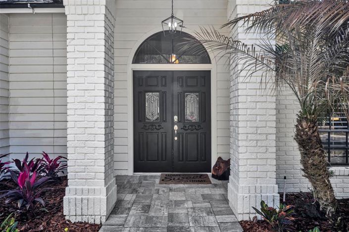 Image No.2-5 Bed House for sale