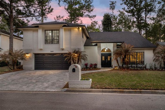 Image No.2-5 Bed House for sale