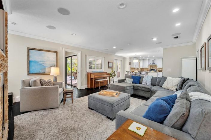 Image No.23-5 Bed House for sale